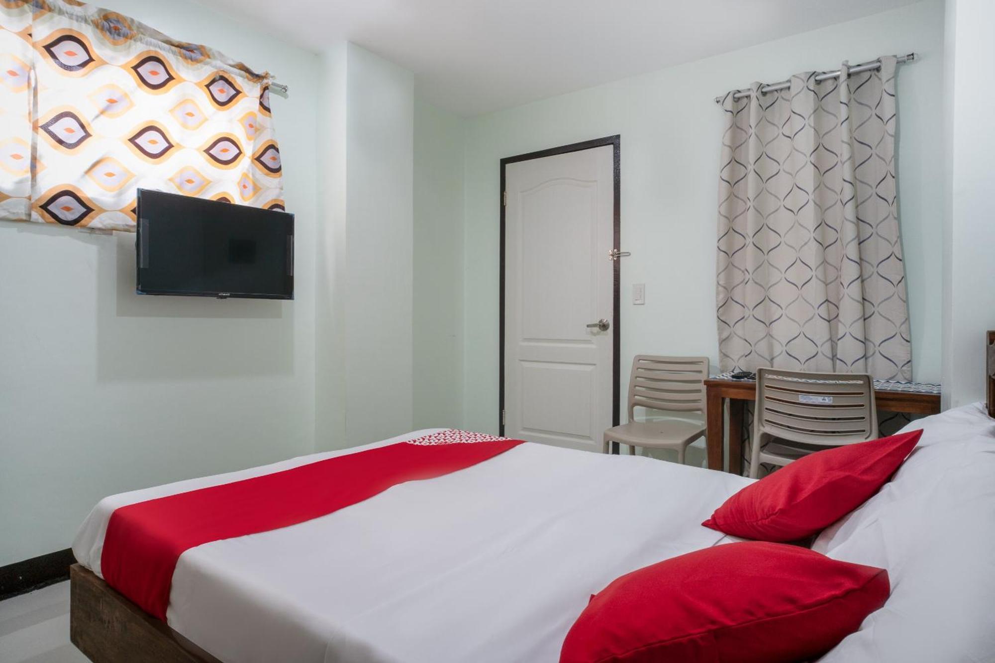 Super Oyo 604 Chateau Cinco Dormitel Davao Экстерьер фото