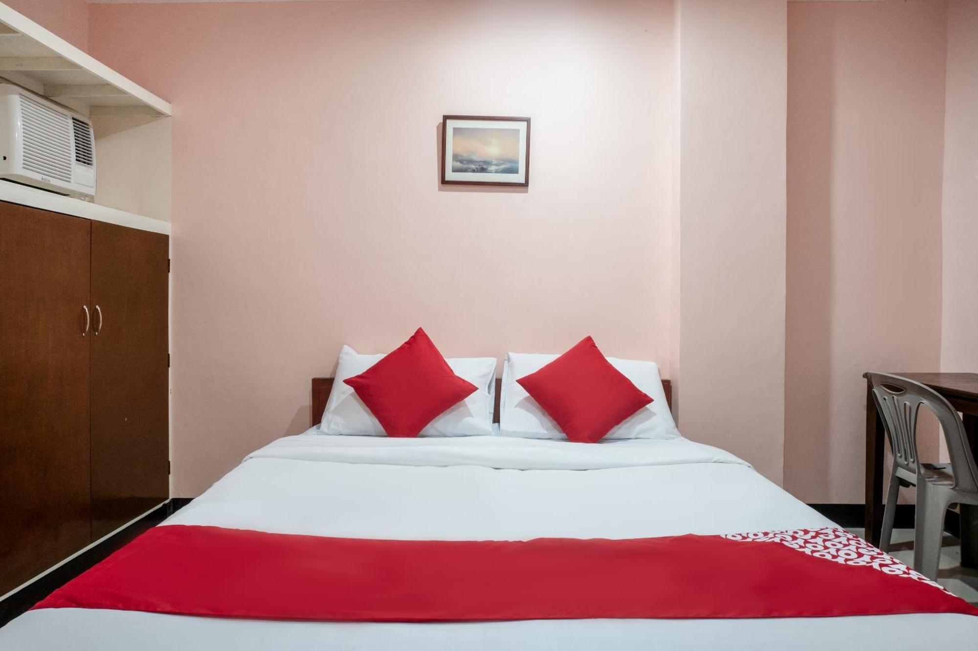 Super Oyo 604 Chateau Cinco Dormitel Davao Экстерьер фото