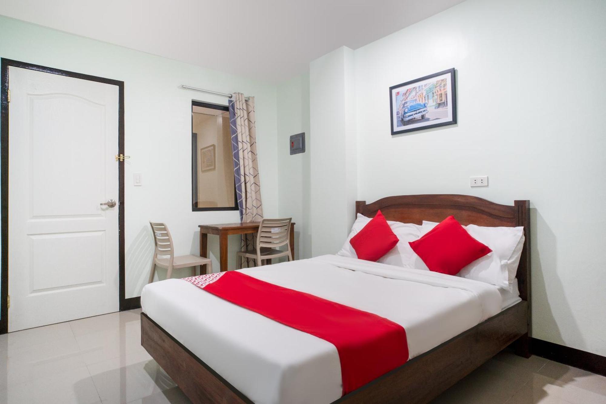 Super Oyo 604 Chateau Cinco Dormitel Davao Экстерьер фото