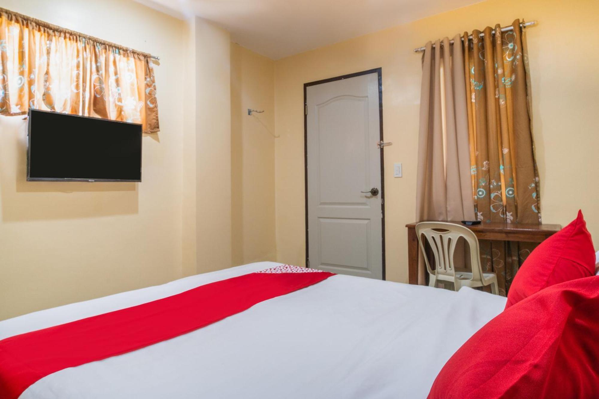 Super Oyo 604 Chateau Cinco Dormitel Davao Экстерьер фото