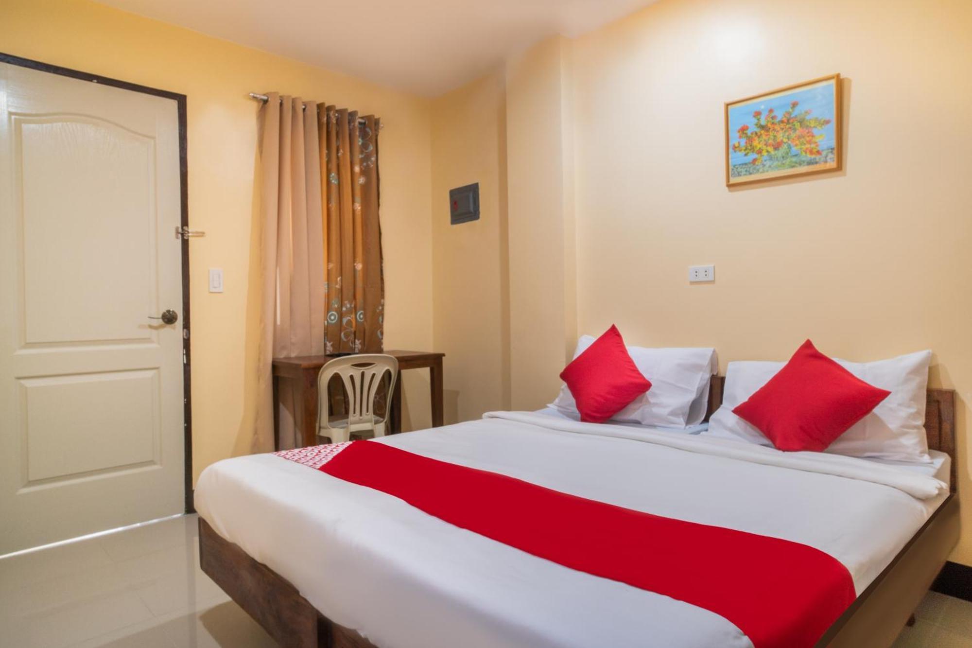 Super Oyo 604 Chateau Cinco Dormitel Davao Экстерьер фото