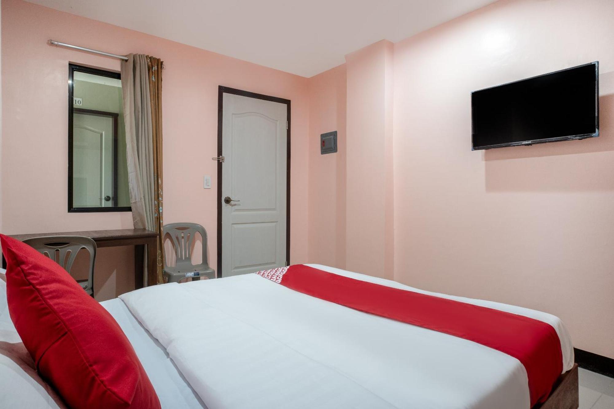 Super Oyo 604 Chateau Cinco Dormitel Davao Экстерьер фото